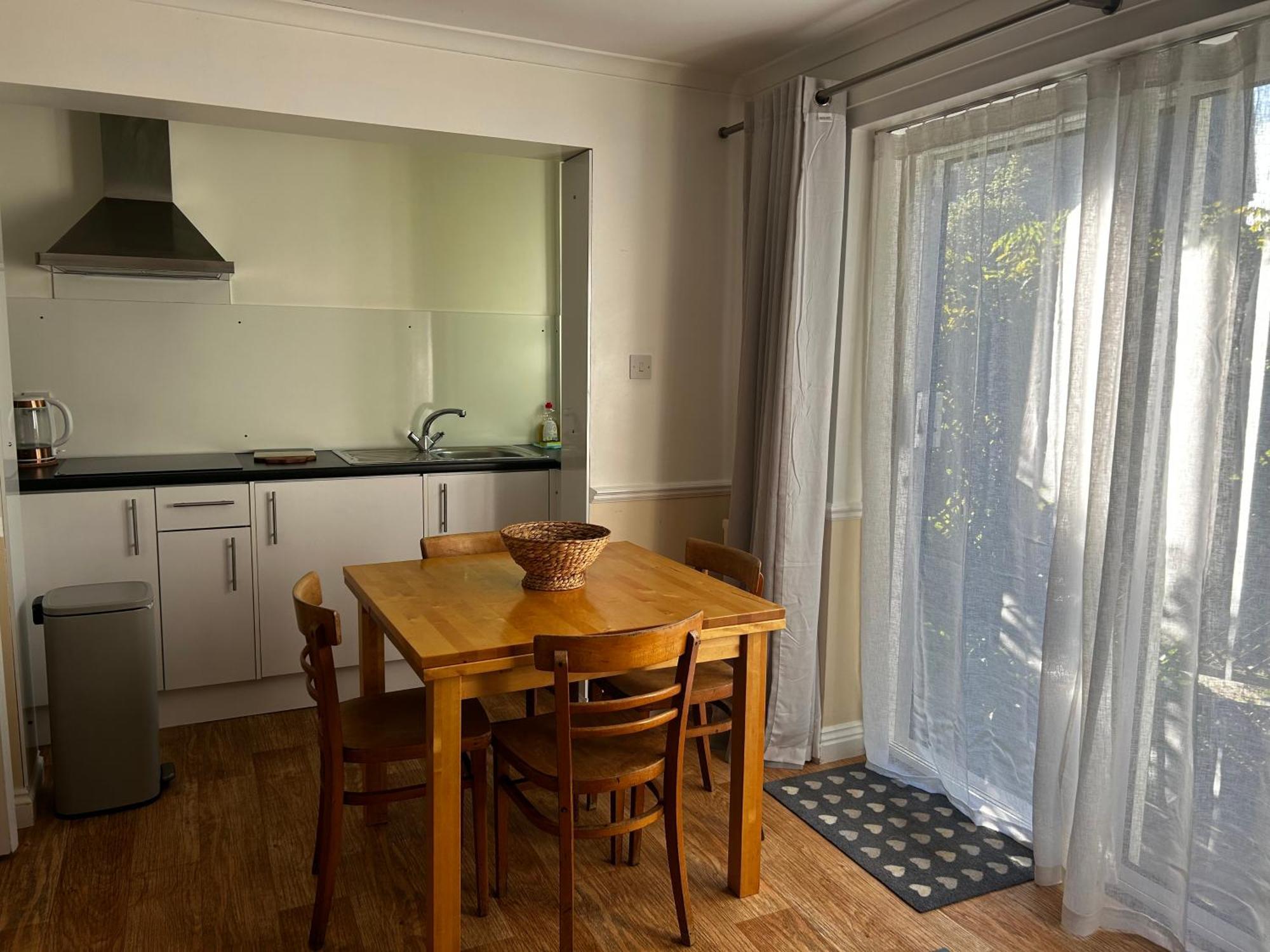 Byways Serviced Apartments Salisbury Exterior foto